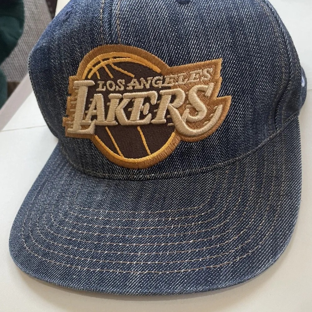 Los Angeles Lakers Denim Mitchell & Ness Snapback Hat
